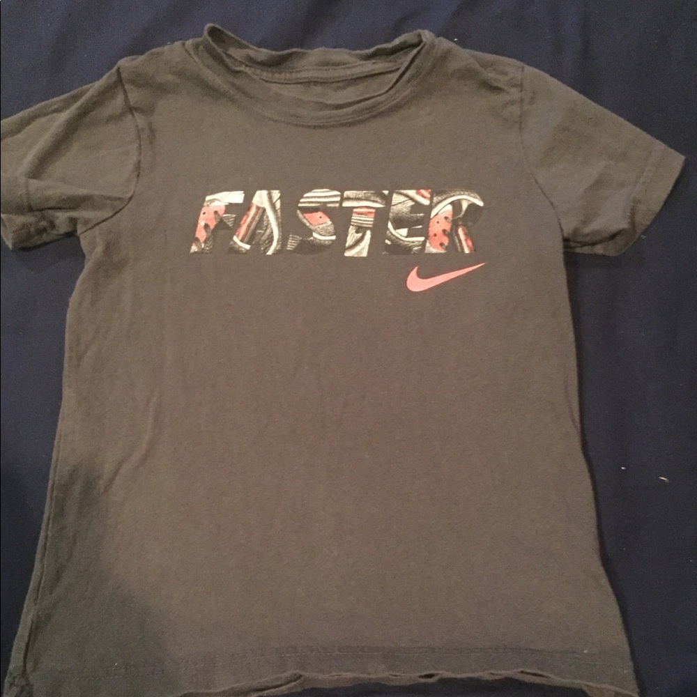 Nike short sleeve shirt